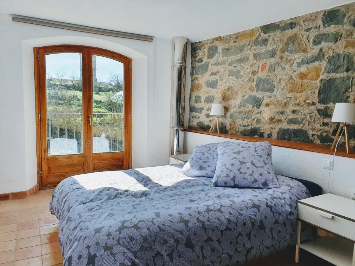Auro Blanc- Allotjament Turistic Santa María de Corcó Esterno foto